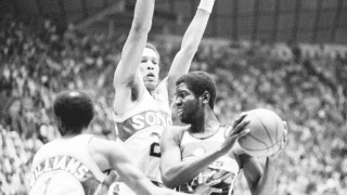 开云体育官网app下载-他曾到访中国和八一男篮交手 如今迈入名人堂大门