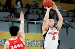 开云体育app官方-张皓嘉出战19分钟，三分3中0得到1分、正负值-9全队最低